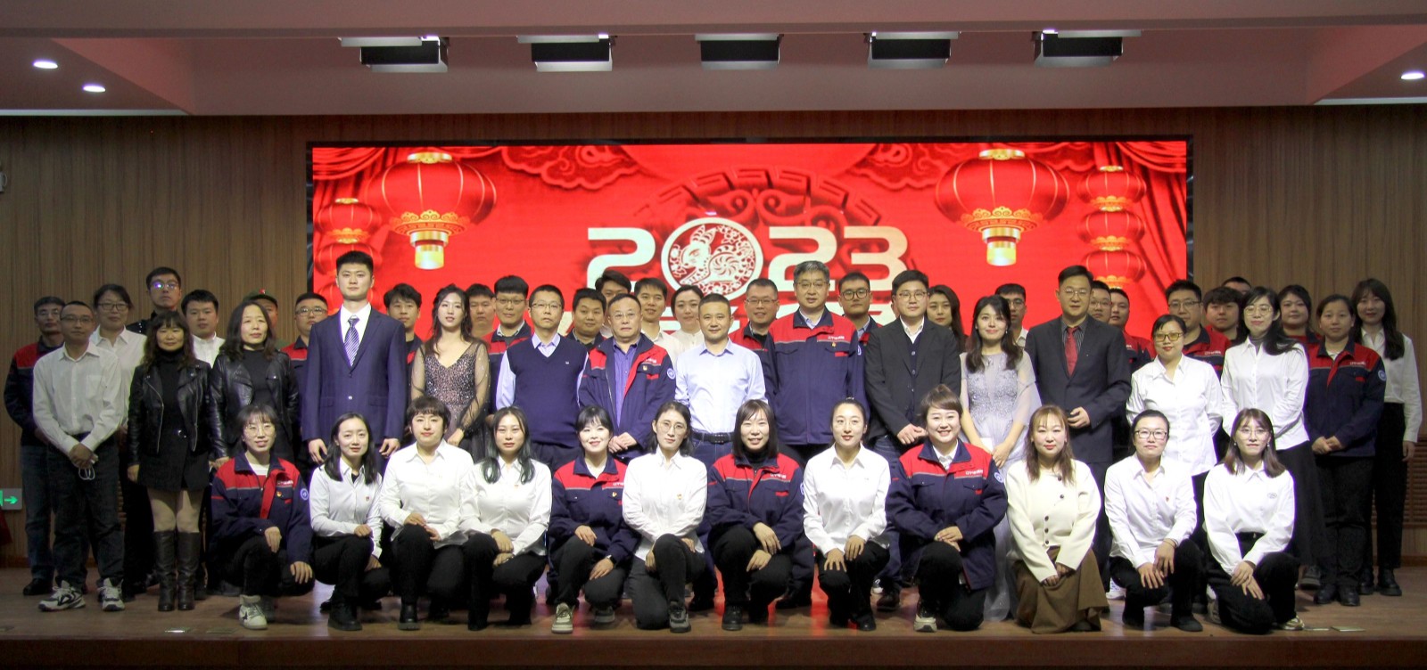 合影.jpg